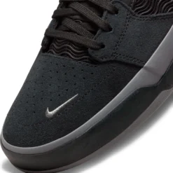 Nike SB Ishod Black/Smoke Grey/Black 9 Nike SB Ishod Black/Smoke Grey/Black -Sports Fashion Clothing Store DC7232.003 3