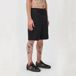 XLARGE Shorts 91 Cargo Black 6 XLARGE Shorts 91 Cargo Black -Sports Fashion Clothing Store XL021601.BLACK 2